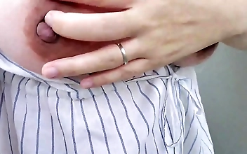 JAV Divorcee s Outdoor Masturbation Leads to Explosive Squirt Orgasm - Must Watch!