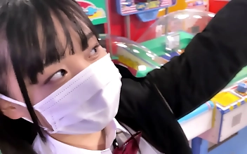 The Perfect Amateur Nakadashi: Private Film of a Luscious Japanese Enchantress With a Big Cock