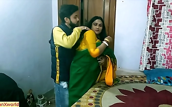 Witness the Erotic Adventures of a Seductive Indian Teen with Her Tempting Friends in this Must-Watch Hindi Webseries!