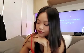 Thai Girl Returns Home: Luscious Abbie Shows Off Her Enchanting Curves