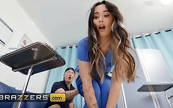 JAV Nurses Aria Lee & Lulu Chu Give Lucky Zac a Hot Cum Sample in Exam Room