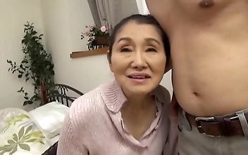 How to Make an Aging Milf Scream for More - Part 1